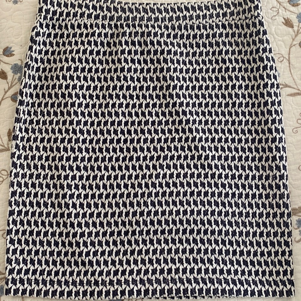 Loft elastic waist mini size M